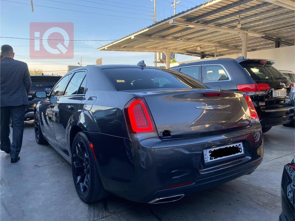Chrysler 300